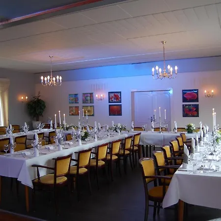 Cafe Kommodig * Steinbergkirche